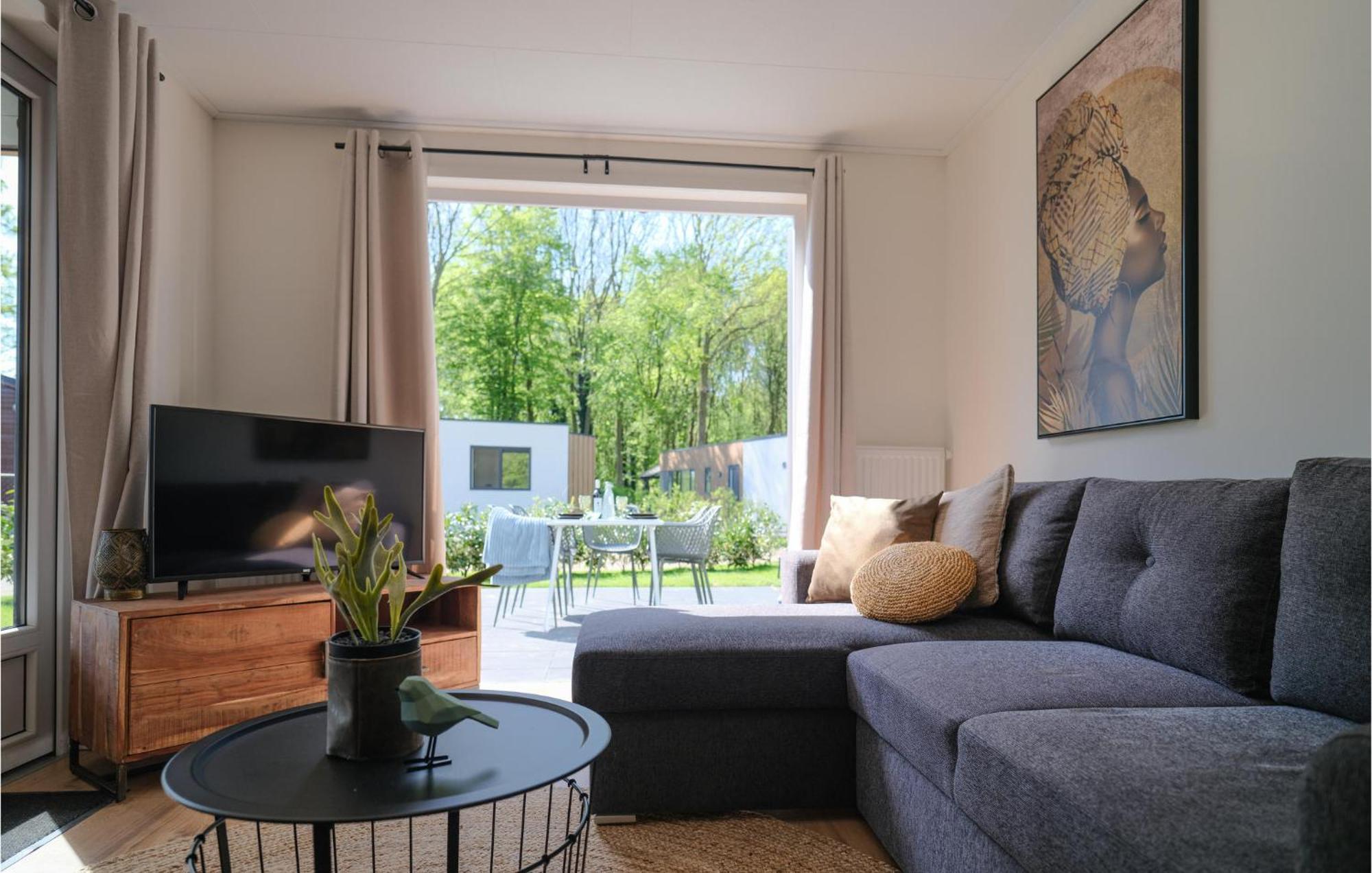 Nice Home In Heinkenszand With Sauna 외부 사진